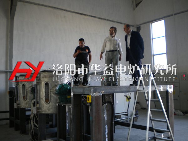 熱烈慶賀洛陽(yáng)華益電爐與土耳其外商成功簽約